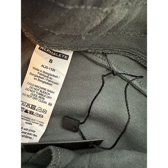 Alphalete Women's Relaxed Joggers Small Sweatpants Athletic Pants Concrete NWT - Picture 3 of 4